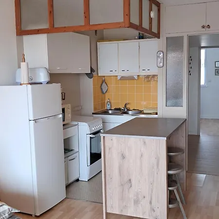 Апартаменты Cosy A 100m De La Mer, Balcon, Parking, 1 Chambre, Ideal Pour 4 Personnes - Fr-1-730-38 *